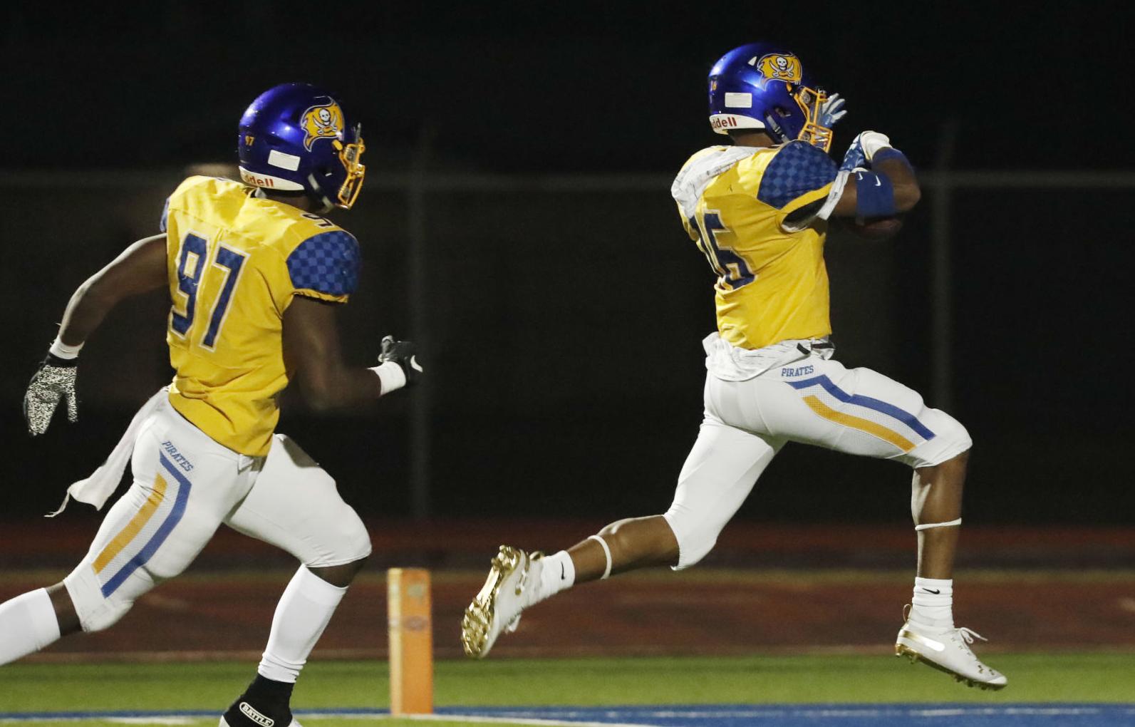 La Vega (10-1) vs. Celina (7-4), 7:30 p.m. Friday at Saginaw Chisholm Trail
